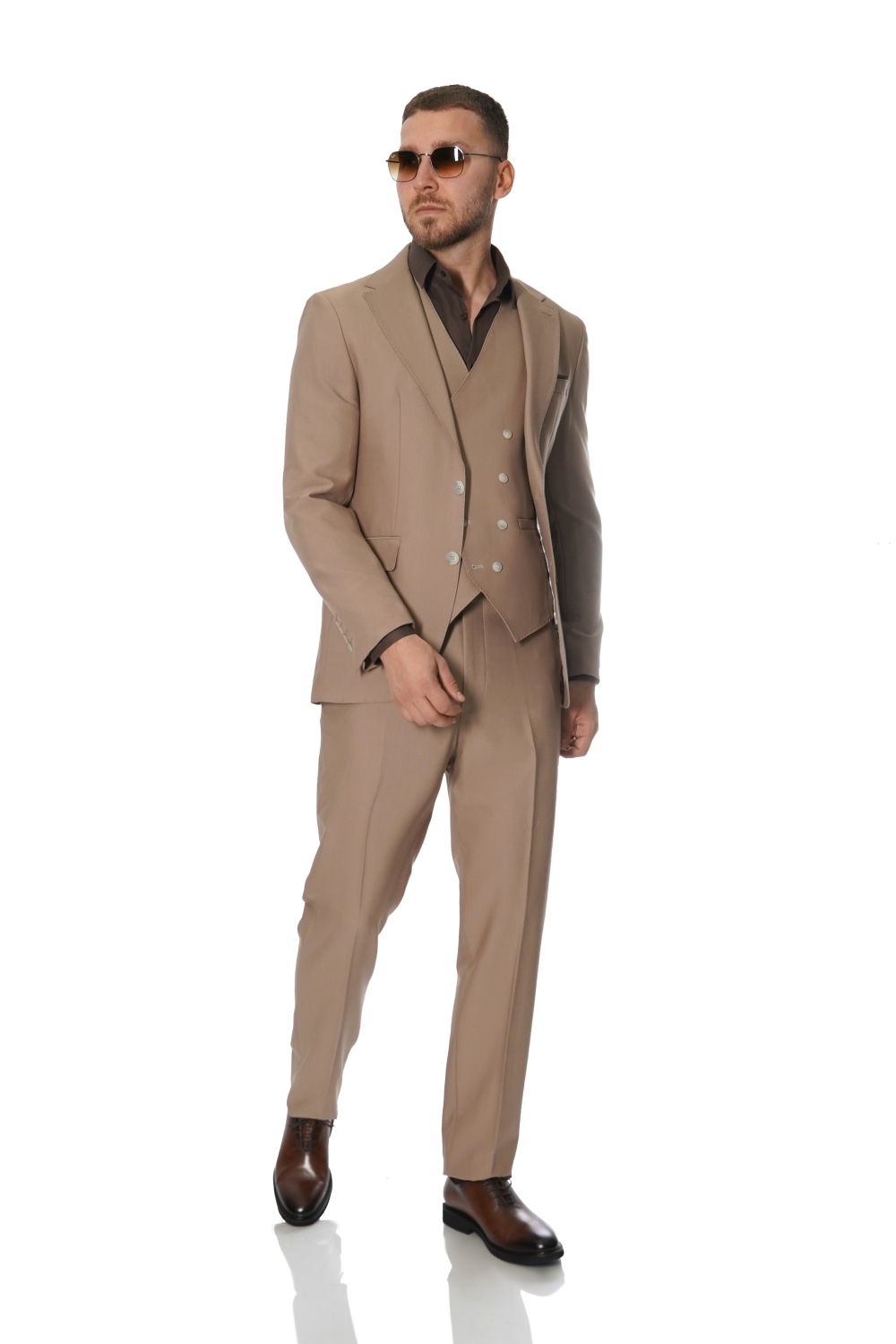 Costum Bej cu Vesta Barbati