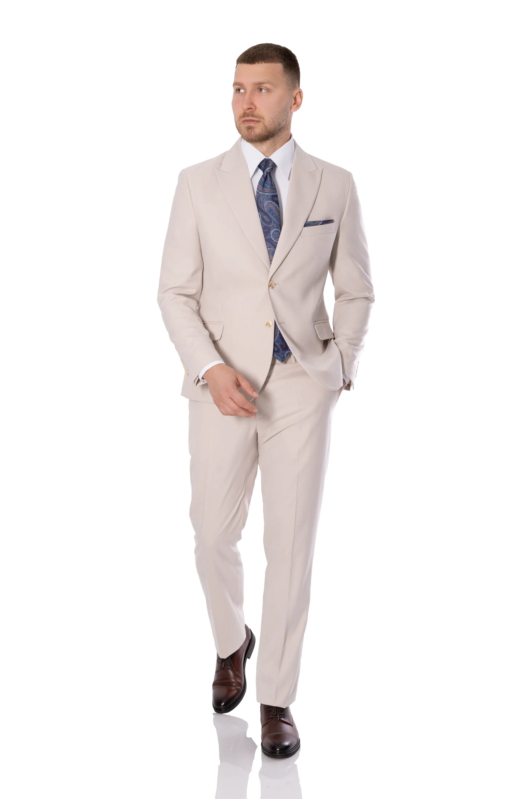 Costum Crem Bumbac Romanesc Max Barbati